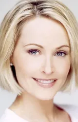 Джози Биссет